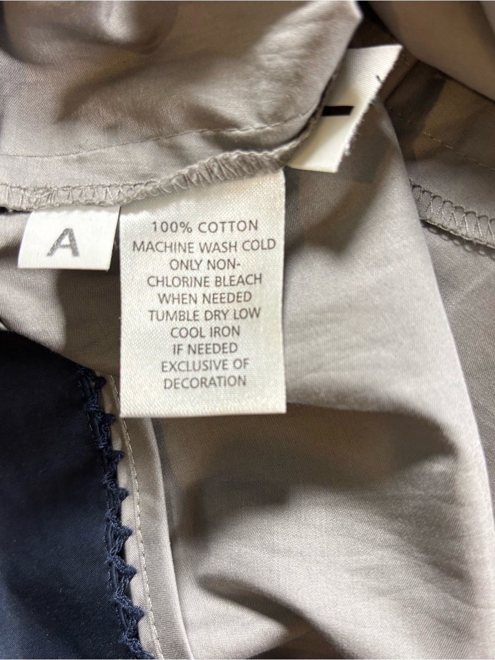 LOFT Petites Silver Gray Ruffle Pleated Cocktail Dress 00P Navy Trim - Picture 6 of 6
